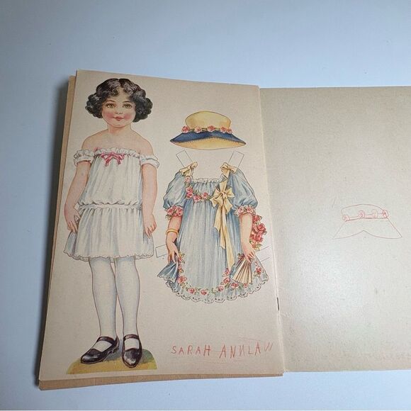 SAALFIELD DOLLIES TO PAINT CUT OUT & DRESS DOLL BOOK UNCUT - Picture 7 of 10